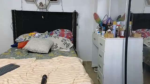 charlotte_077のライブXXXチャット
