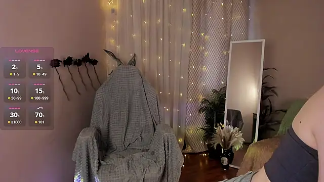 Nina_original Adlı Modelin Canlı XXX Sohbeti