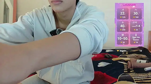 phuwin_bj Adlı Modelin Canlı XXX Sohbeti