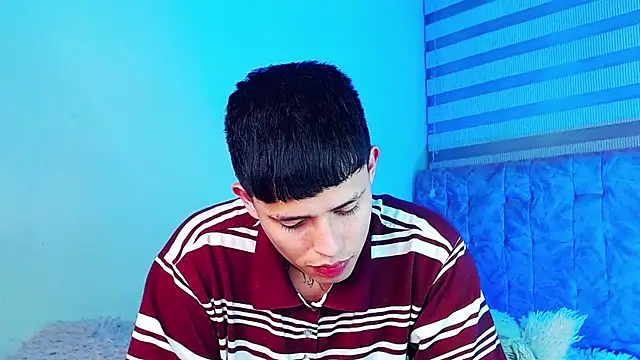 Chatroom XXX en direct de _justinmoon2
