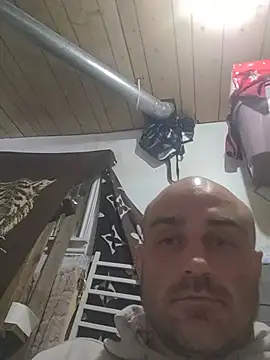 عرض كام BulbasaurIsmettv