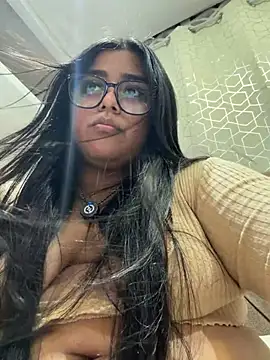 virginbrunette99 现场XXX聊天