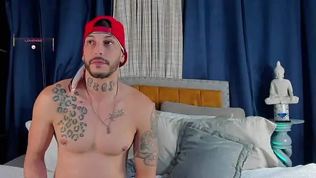 XXX chat uživo modela RickG_Oficial