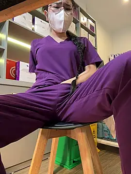 Chat +18 de secretly_masturbating ao vivo