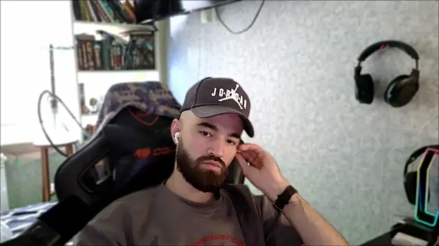 _Serious_Man Chat XXX live