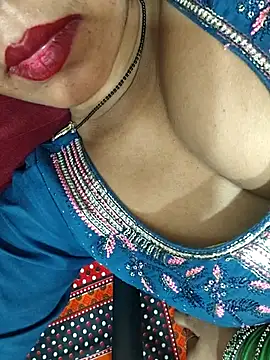 Sharmila-Singh লাইভ XXX চ্যাট