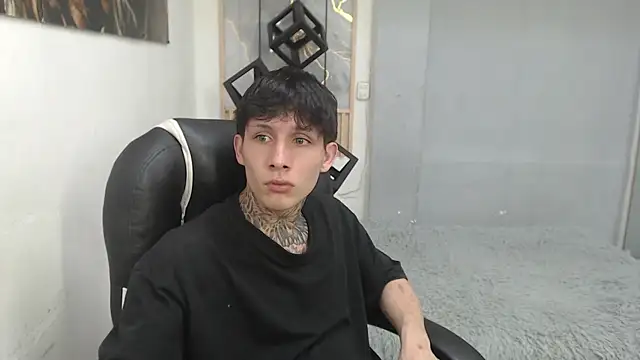 Cry_thereal Live XXX-Chat