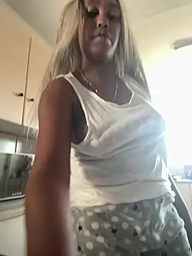 แชท XXX สดของ melaninGODDESS4