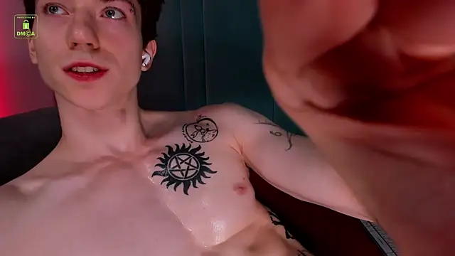 ares_pallini Chat XXX in diretta