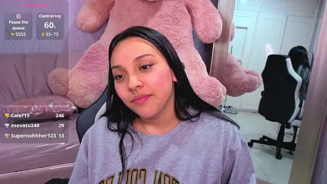 XXX chat uživo modela lia_harper_t