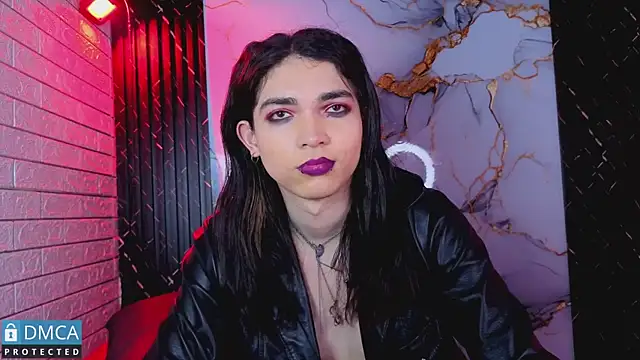 Онлайн чат XXX MaeveKuro