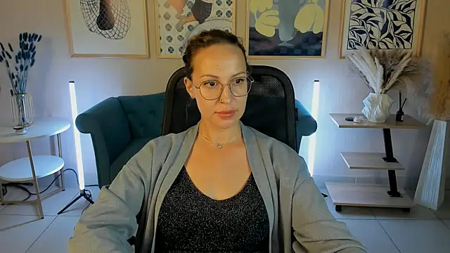 Charlotte_Hudson's Live XXX Chat