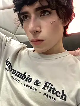 DemonFoxx লাইভ XXX চ্যাট