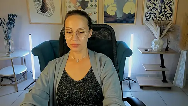 Czat XXX na żywo – Charlotte_Hudson