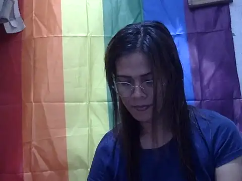 juicycum069 网络视讯表演