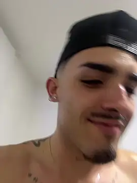 Chat XXX ao vivo de NikoStone_