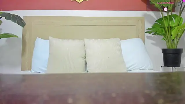 Chat XXX en directo de lili_cardenas_