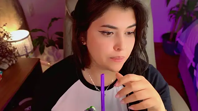 Živý XXX chat Nannicutee