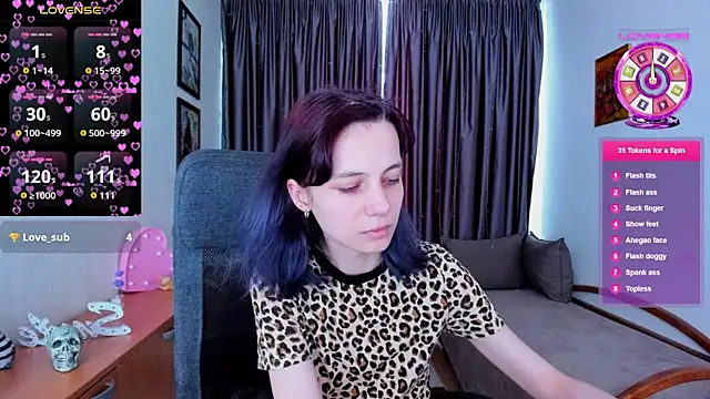 MiniLysii লাইভ XXX চ্যাট