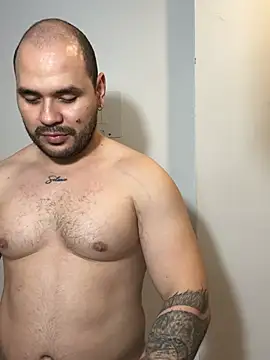 Hershell_XXL – Naživo XXX chat