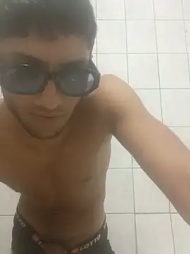 hotrichardo2 Webcamshow