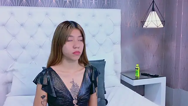 Chat +18 de VioletSweetts ao vivo