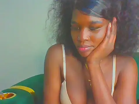 cutesmilingn Live XXX chat