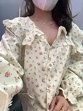 sexy-girl8386 网络视讯表演