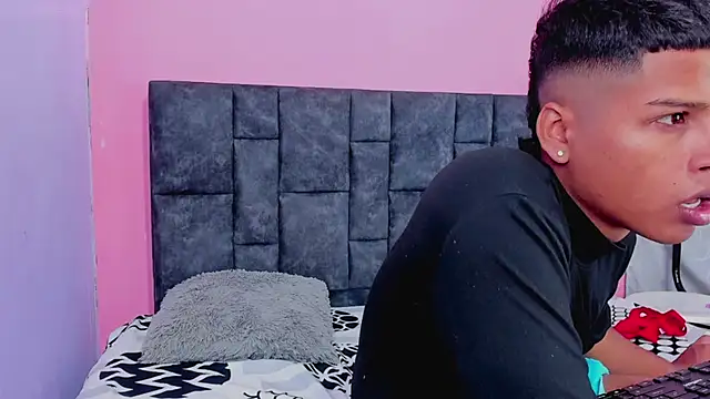 JordiGray's Live XXX Chat
