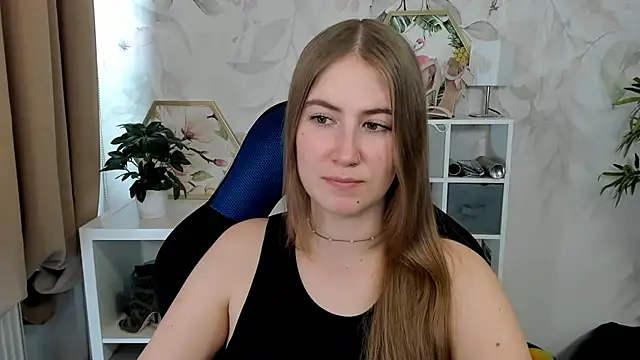 XXX chat uživo modela candy_Megan