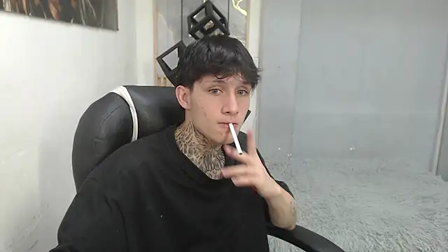 Cry_thereal – Live XXX-chat