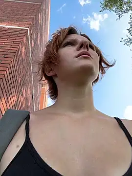 NinaParri Live XXX-Chat