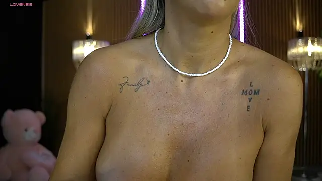 anneswhite Chat XXX live