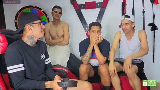Онлайн чат XXX EliteBoysLive