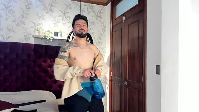 Liam_ashford লাইভ XXX চ্যাট