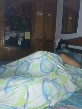 coflambig élő XXX-chatje