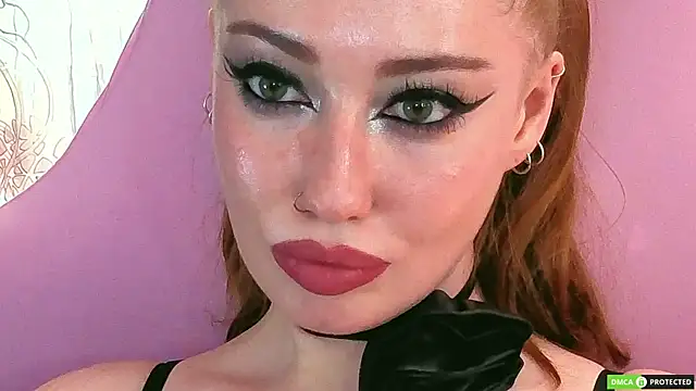 Chat XXX en directo de TinaBrook