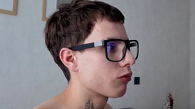 Chatroom XXX en direct de Mr__Desire