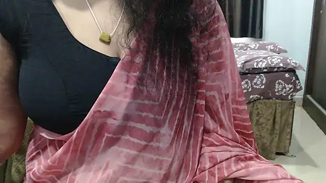 צ'אט XXX בשידור חי של sunitha-3