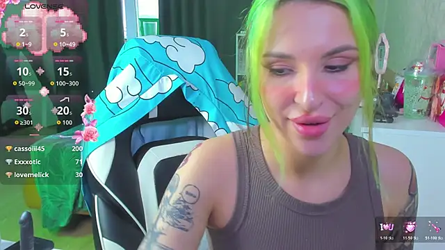 Chat XXX en directo de folinskayyya