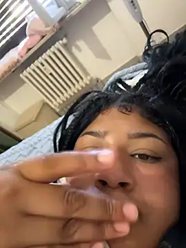 צ'אט XXX בשידור חי של SashaLiciosa_