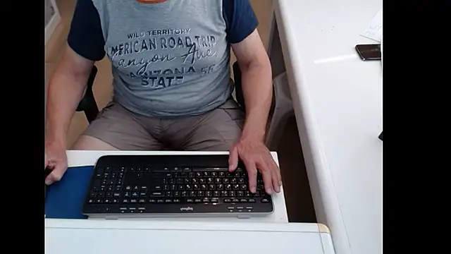 dutchpornking's Live XXX Chat