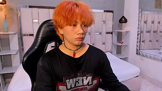 Eriol_ Live XXX-chat