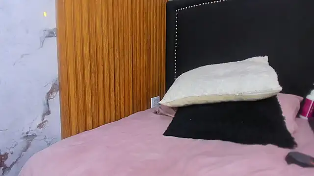 ARYAMORGAN1 Chat XXX in diretta