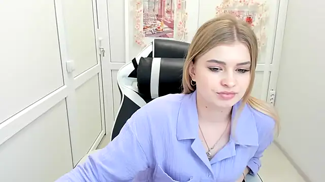 دردشة BrielleStorm الجنسية المباشرة