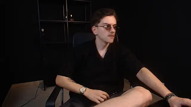 Chat XXX Live FelixStarkk
