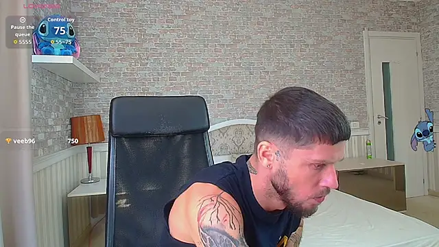 JonahShaw's Live XXX Chat