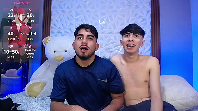Michael_and_twinkk's Live XXX Chat