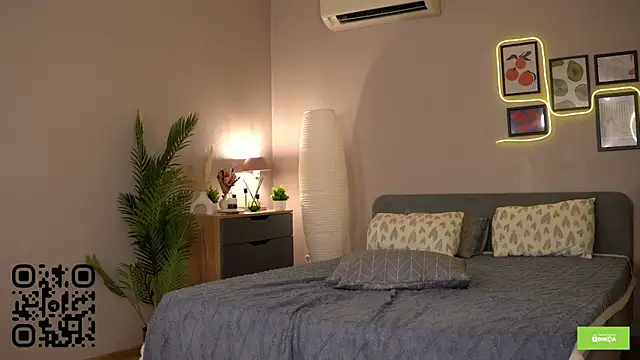 دردشة Lunea_Evienne_ الجنسية المباشرة