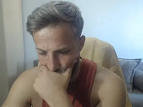 BlondEagleMuscle Chat XXX live